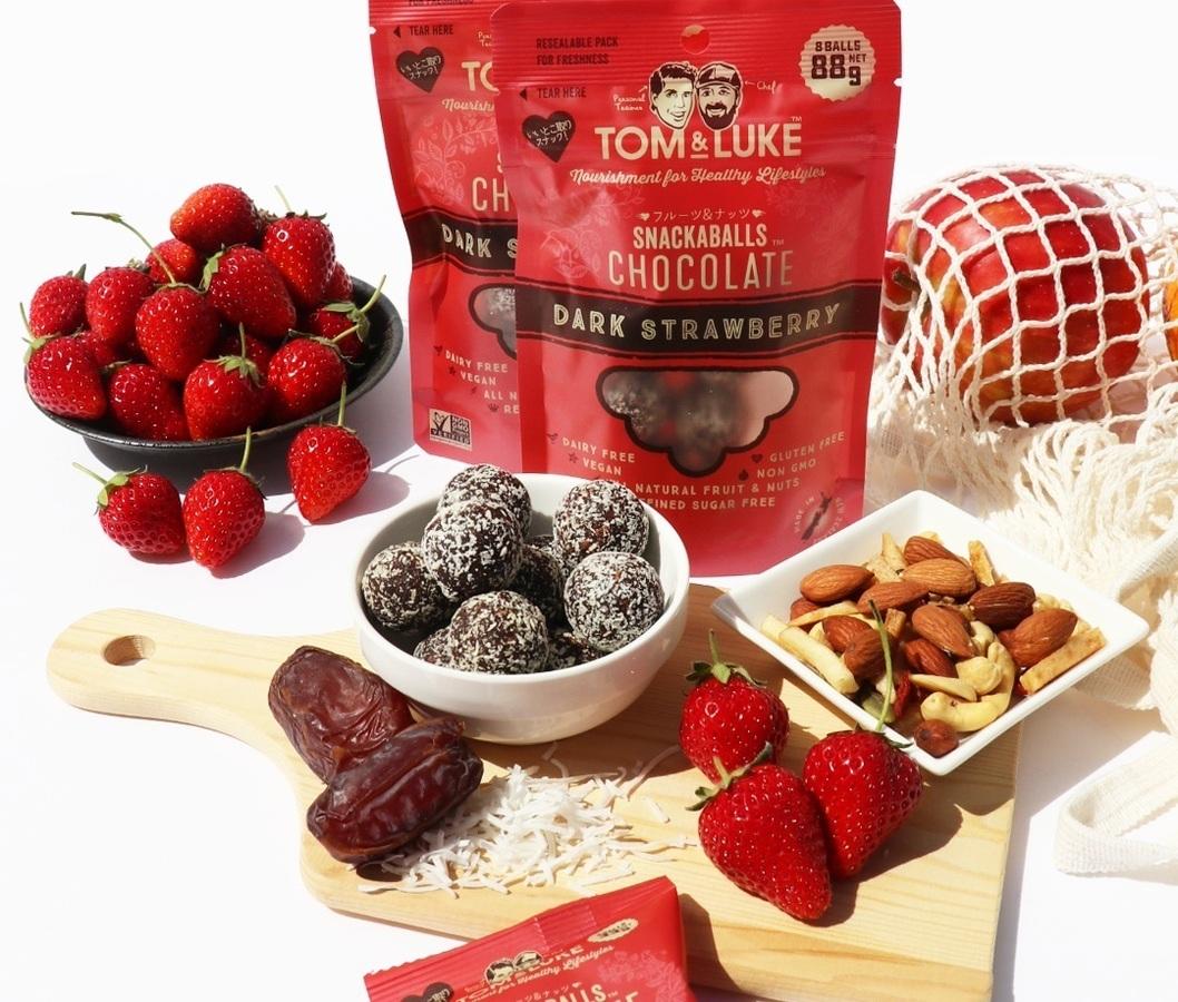 【ヴィーガン、グルテンフリー】トム&ルーク フルーツ&ナッツチョコレートボールダークストロベリー88g の商品画像02df6d78-808c-4e87-b9d3-f234f3bd1d28