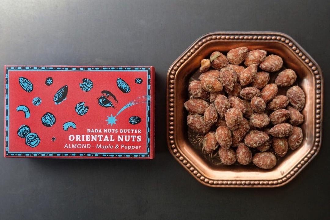 ORIENTAL NUTS ALMOND〈maple & pepper〉の商品画像094cc787-71a2-4af6-9c73-104b8e4c28e8