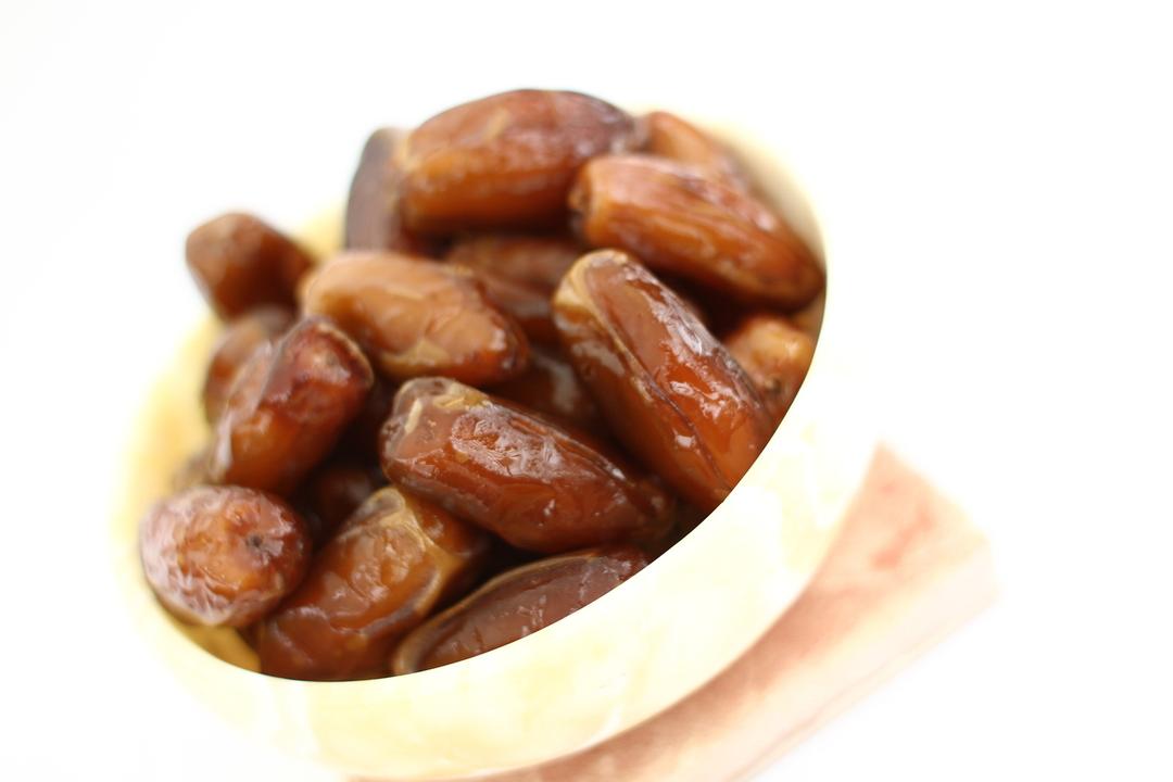 チュニジアンデーツ・デグレットノウルの商品画像172280a5-37cc-4f6d-a4c8-d2d57a047085