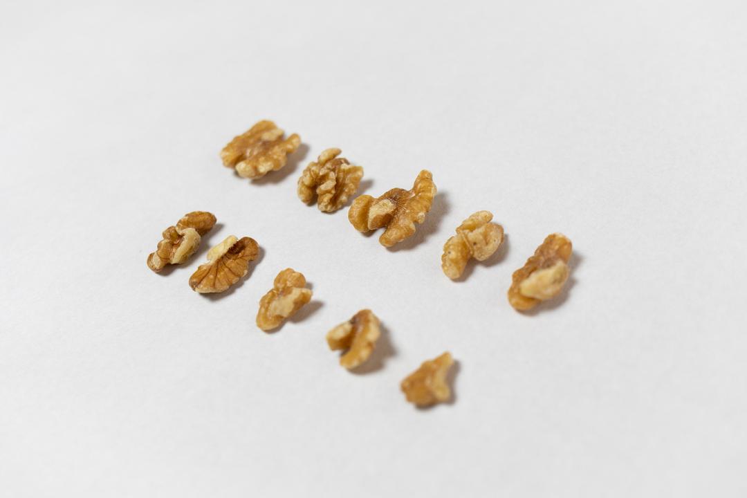 カリフォルニア ロー ウォールナッツ(ライトハーフ)の商品画像26ea5a29-ae7b-4e19-8968-e30aff7b76c7