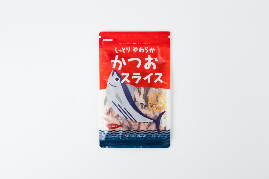 かつおスライス 30g 鰹を和風醤油味の特製タレに漬け込み、薄く削りました。 お子様のおやつ、大人のおつまみにもピッタリの商品画像2739e132-f80a-4e11-a364-a9b2844c8688