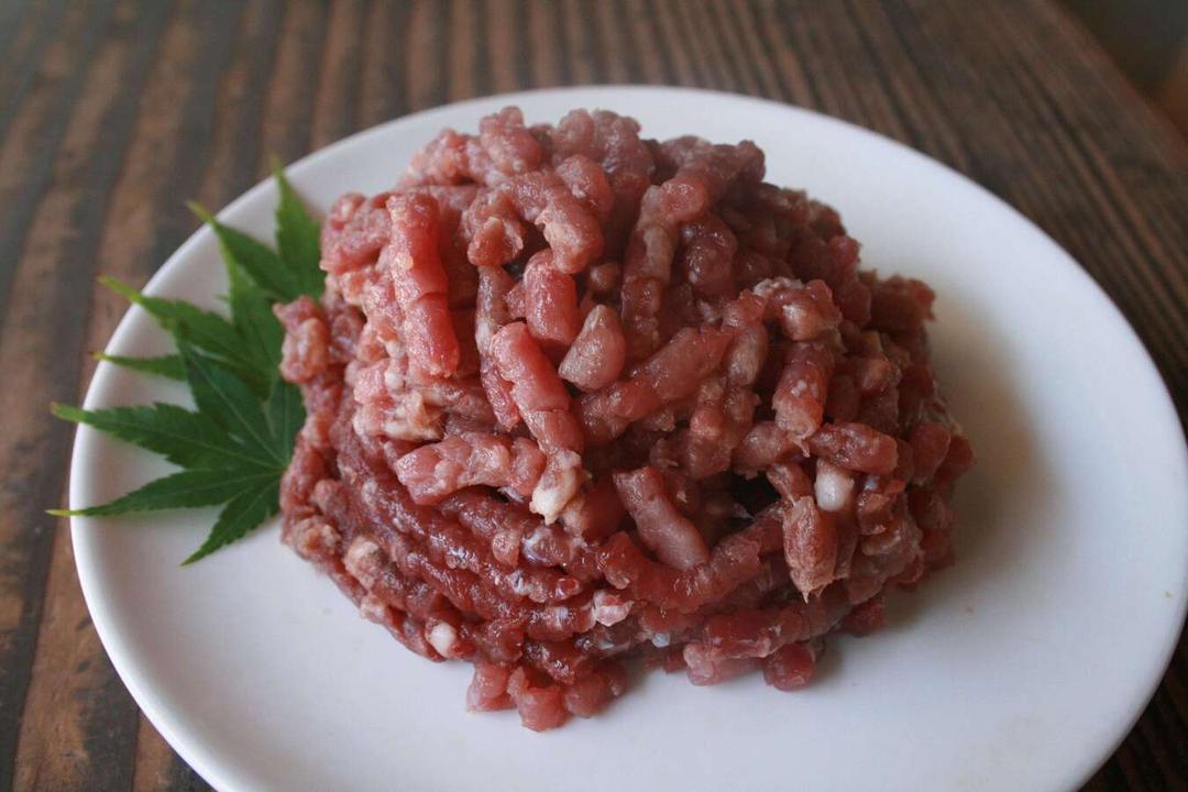 鹿肉 挽き肉 200gの商品画像29da6940-ef64-406b-9a60-6e83a6997576