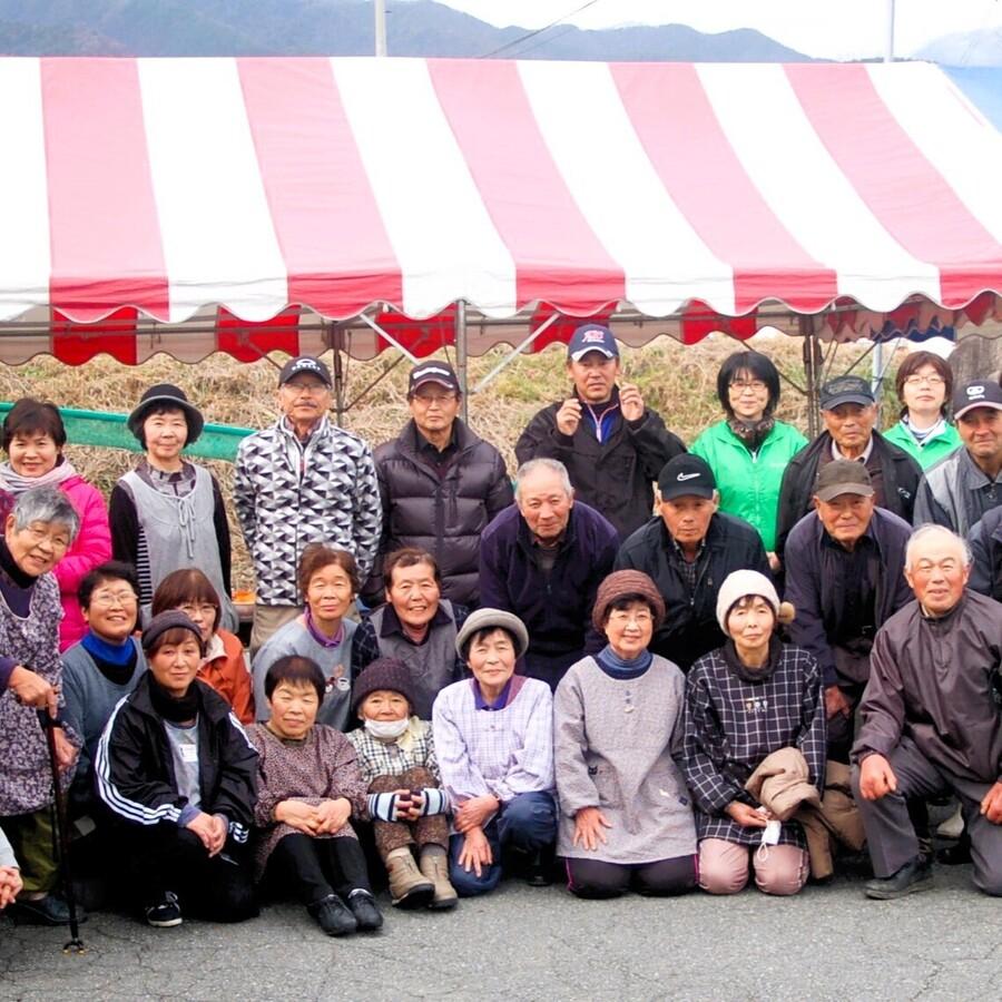 牛飼いの里さとうきびヨーグルト の商品画像2f8100bc-294b-425f-8f3d-d3258b2da9fe