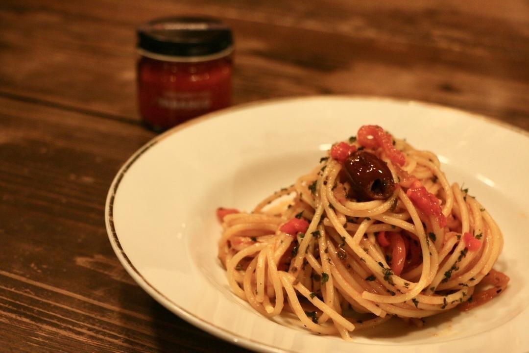 ヤバスコ・赤 80gの商品画像348ce519-5a5c-4754-92f9-0b58aeeee0de