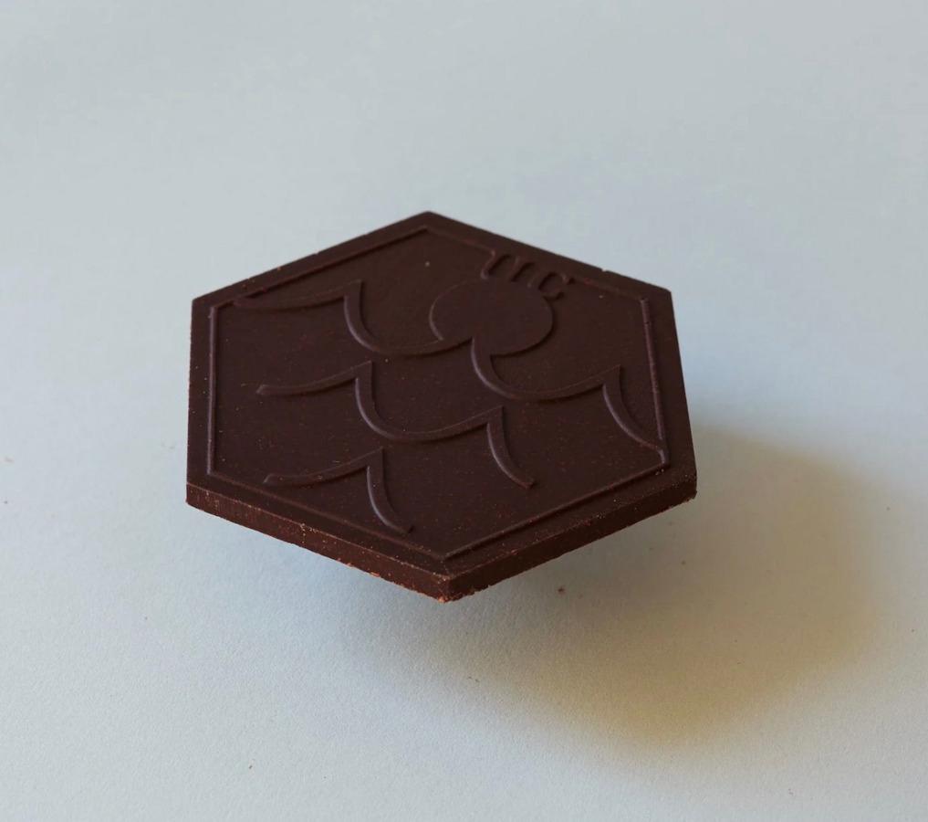 板チョコレート「スマブラ (クランチ)」の商品画像3b227e4e-9581-4bba-9741-412c26329261