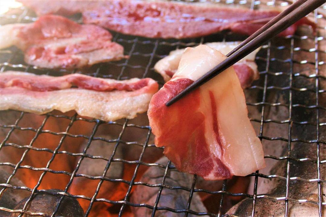 猪肉 ロース肉 スライス 150gの商品画像40723aa5-e925-4e6f-b860-4f33756f0a94