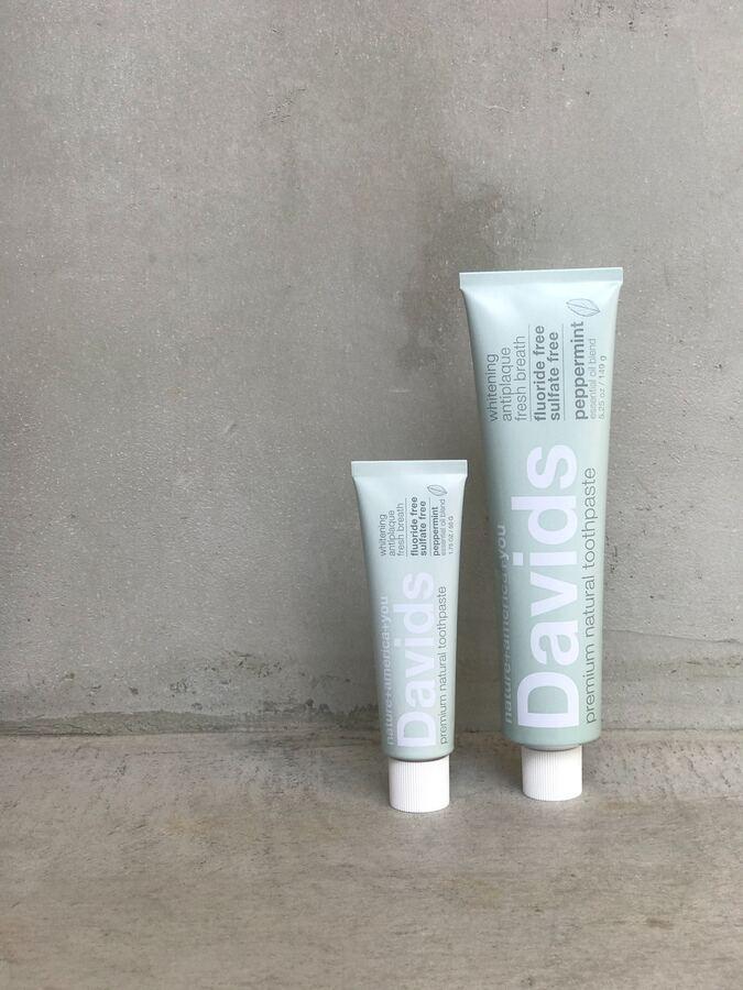 Davids ホワイトニングトゥースペースト(ペパーミント)の商品画像46ebf5e0-23d0-4637-b1d8-501a8a07242b