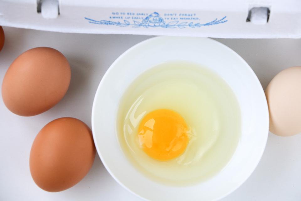 自然養鶏 湘南大磯・平飼い卵 30個の商品画像47c87689-c45e-46e6-bd67-3ff3ddc85fdf