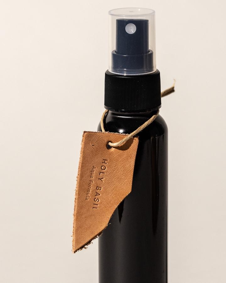 レザータグの商品画像4a680904-28b5-42c3-b756-441efa69ba3f