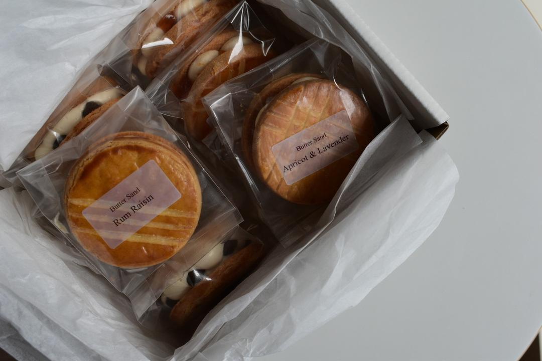 アプリコットラベンダーバターサンドの商品画像51ee5b5e-818a-4ae6-b40a-2ec60479ba5d