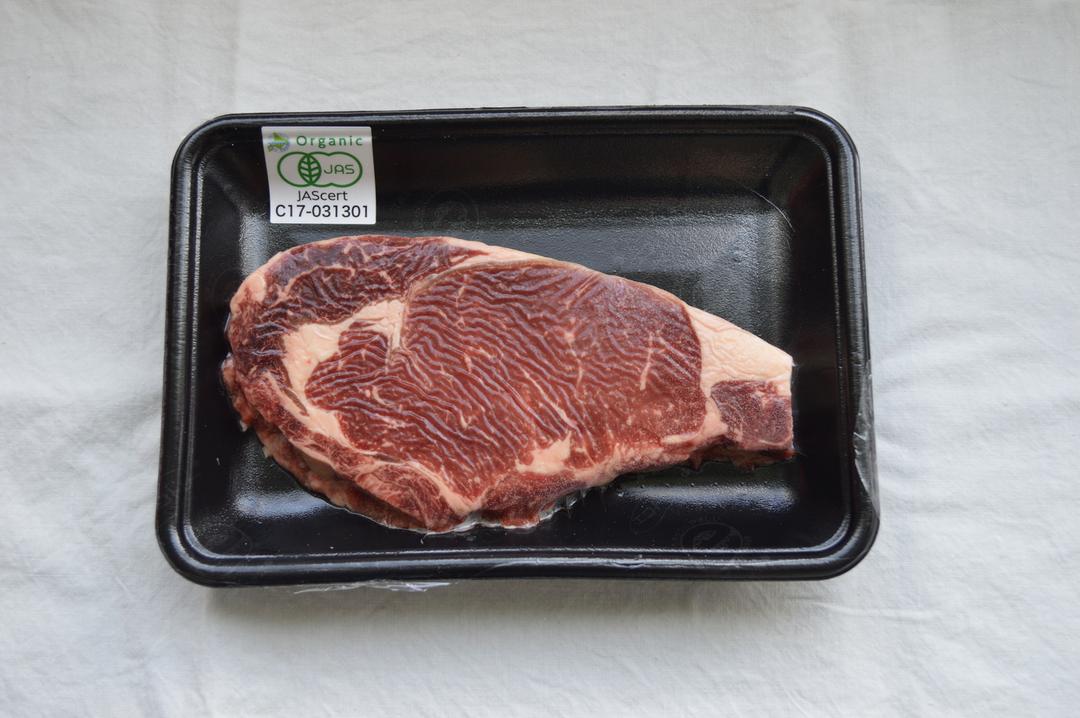 オーガニックグラスフェッドビーフ リブロースステーキの商品画像62c1940e-9c26-4217-bd03-384aed8a6999