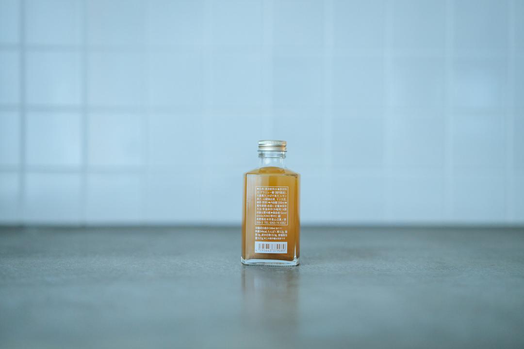 「八束 やつか」 ミニボトル200ml / 12本の商品画像674425b2-8f92-4cdc-93dc-3ac5cfe5fb0a