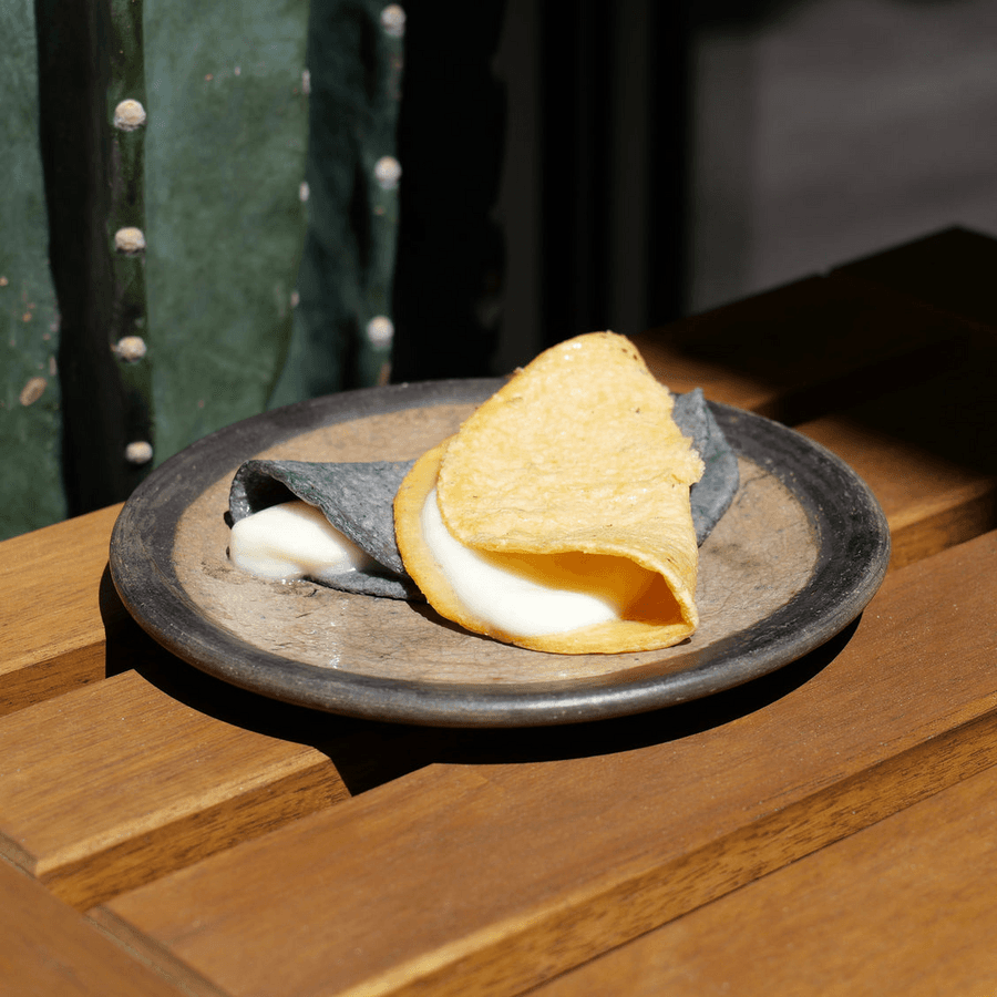 イエローコーントルティーヤ 10枚入の商品画像77ea00ed-4ca1-4bfd-ae50-1d6549a59543