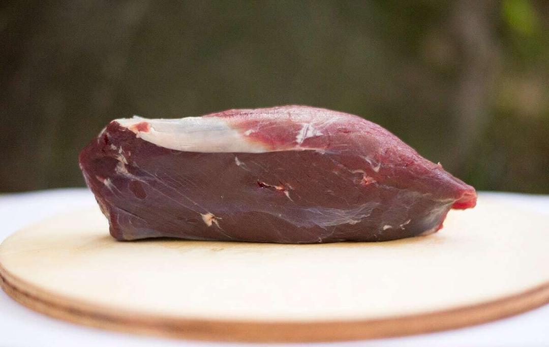 鹿肉 内ももブロック(BBQにおすすめ!)の商品画像7a7ea8ac-d608-4848-b3c9-d1d0890b9f04