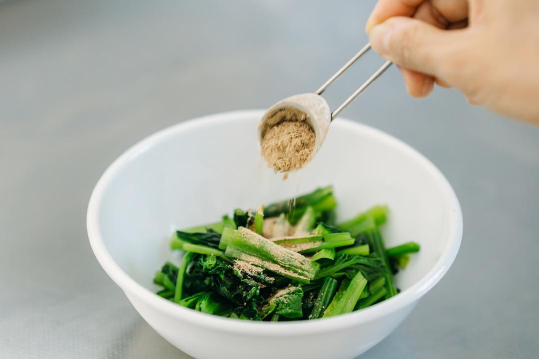 京のだしパウダー 80g 煮物などのお出汁としてはもちろん、お好み焼きやおひたしのトッピングとしての商品画像7a86451b-2e65-4170-b636-246c22f261ac