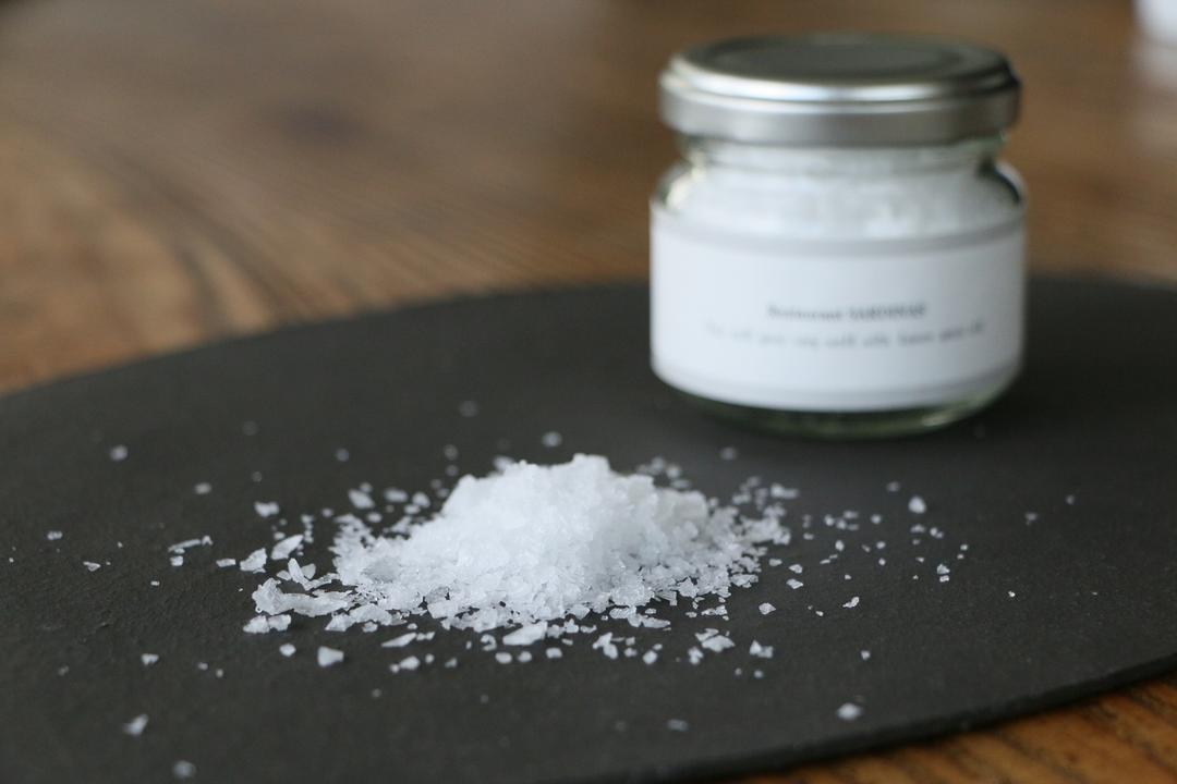 フレーク塩の商品画像8b663cac-22d1-4ee4-a30b-ec7df16c69b2