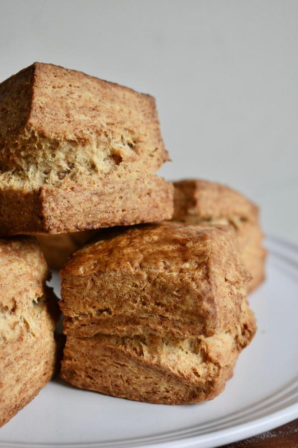 全粒粉のスコーンの商品画像9c73ecf4-6346-43b0-9ce5-b40ef6503b72