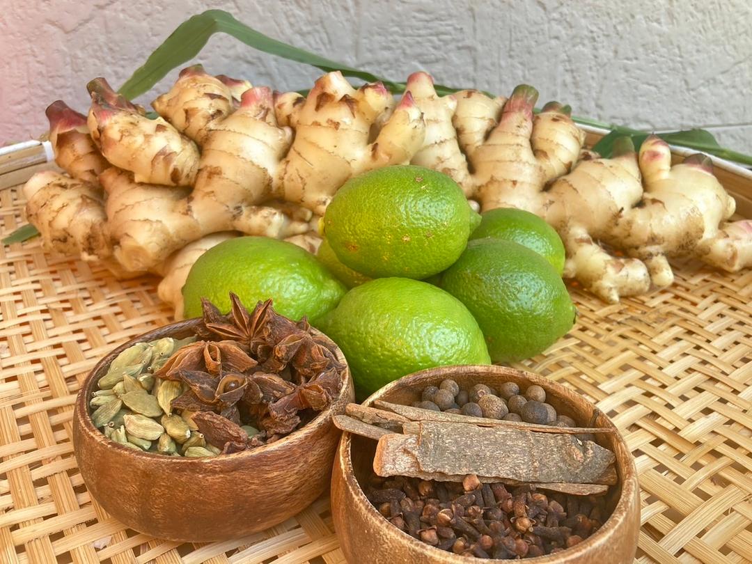 ふもとのジンジャーシロップ【限定製造 300本】の商品画像9e2ae4ac-84f3-4bb6-ae2a-00cd0269dc79