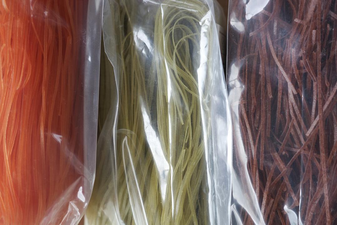 Re-connenction Moringa brown rice noodle(玄米モリンガヌードル)の商品画像a05b6df6-4b27-4d2e-aa41-dea29933d997