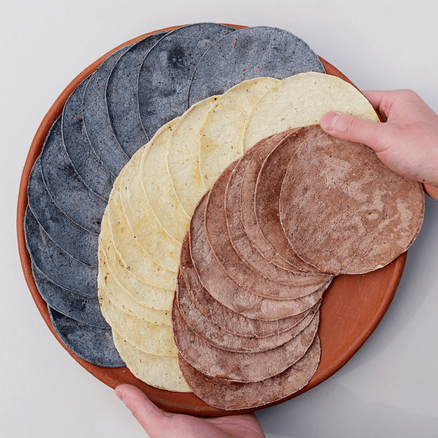 ブルーコーントルティーヤ 10枚入の商品画像a5e0650d-d00f-4a61-b9ae-59b6beb17575