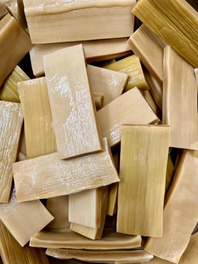 【業務用メンマチョ】一反もめんカット (1kg NET/袋)愛媛県産自然発酵メンマ(乳酸発酵たけのこ)の商品画像a84f6cd9-fb32-4ead-acfd-46f92e676fc7