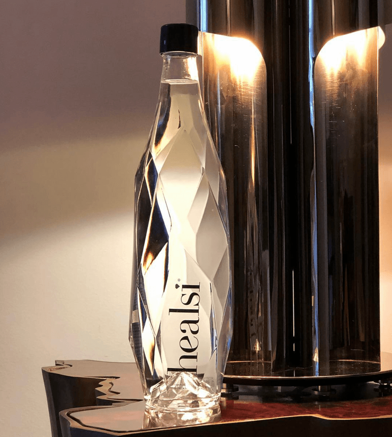 飲む、宝石。からだの内側から輝く、プレミアムシリカ水「healsi(ヘアルシ)」【※こちらは予約商品で7月下旬入荷予定となります】 の商品画像ab0361bf-5793-4825-964e-9d2f6f58a242