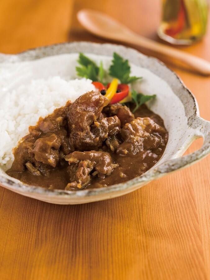 農舎のいわて短角牛 すじ肉ごろごろカレー 180gの商品画像ab796f79-8f9d-4c17-bbbe-ba6ef3e08bb6