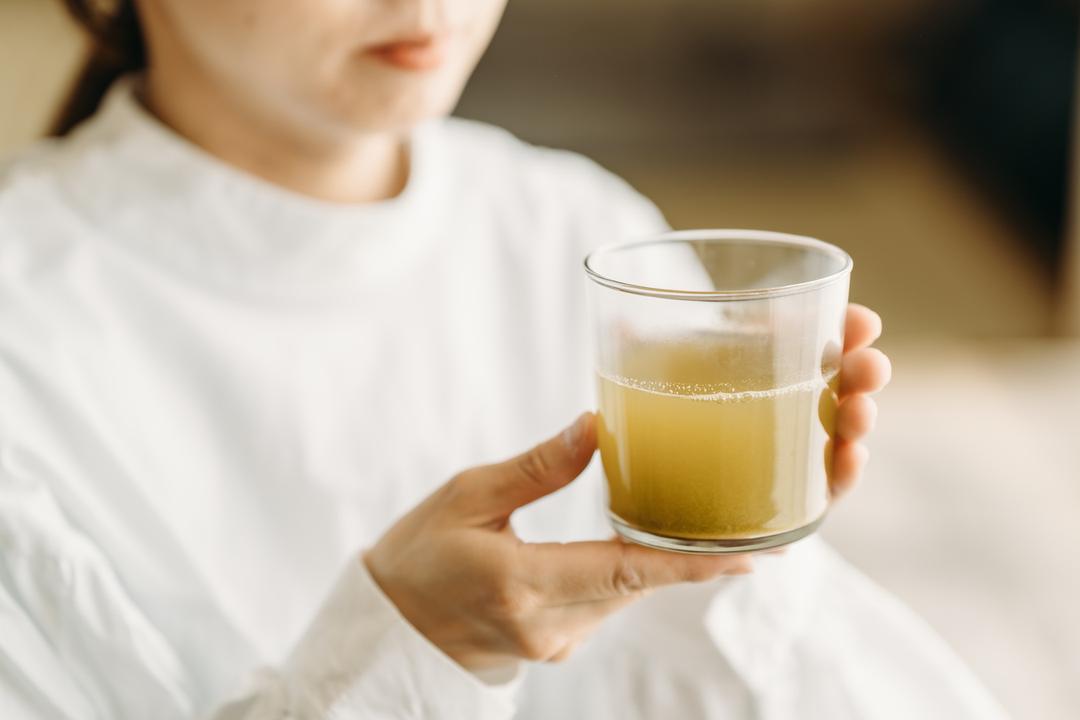 毎日飲むおだし 80g 粉末のかたくちいわし煮干し、潤目鰯節、昆布、緑茶をブレンドの商品画像cba43cf2-cd2c-4a73-b7b6-dca588452a6d