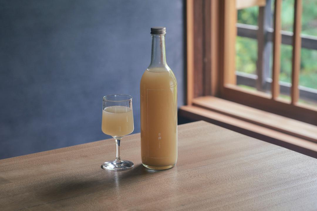 草根木皮飲料「草譯」 720ml / 6本の商品画像dc937e4d-7ba6-4c3b-a9e2-603634c5080a