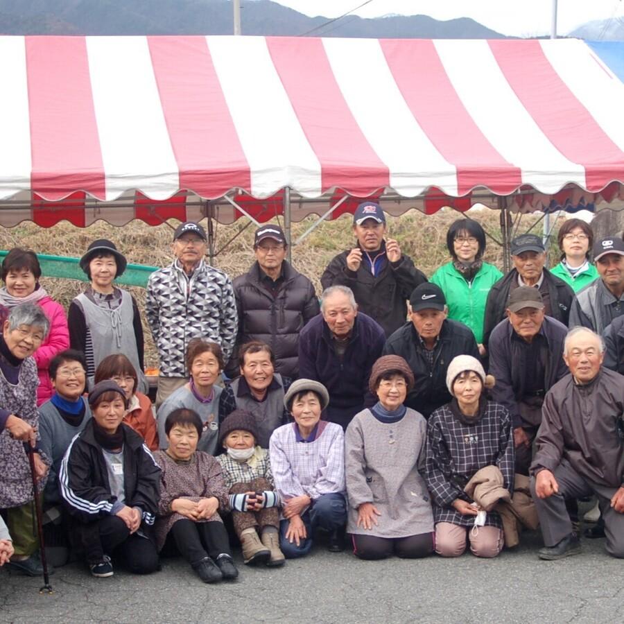 牛飼いの里プレーンヨーグルト の商品画像e0021957-d614-4adb-b050-240e4b33d435