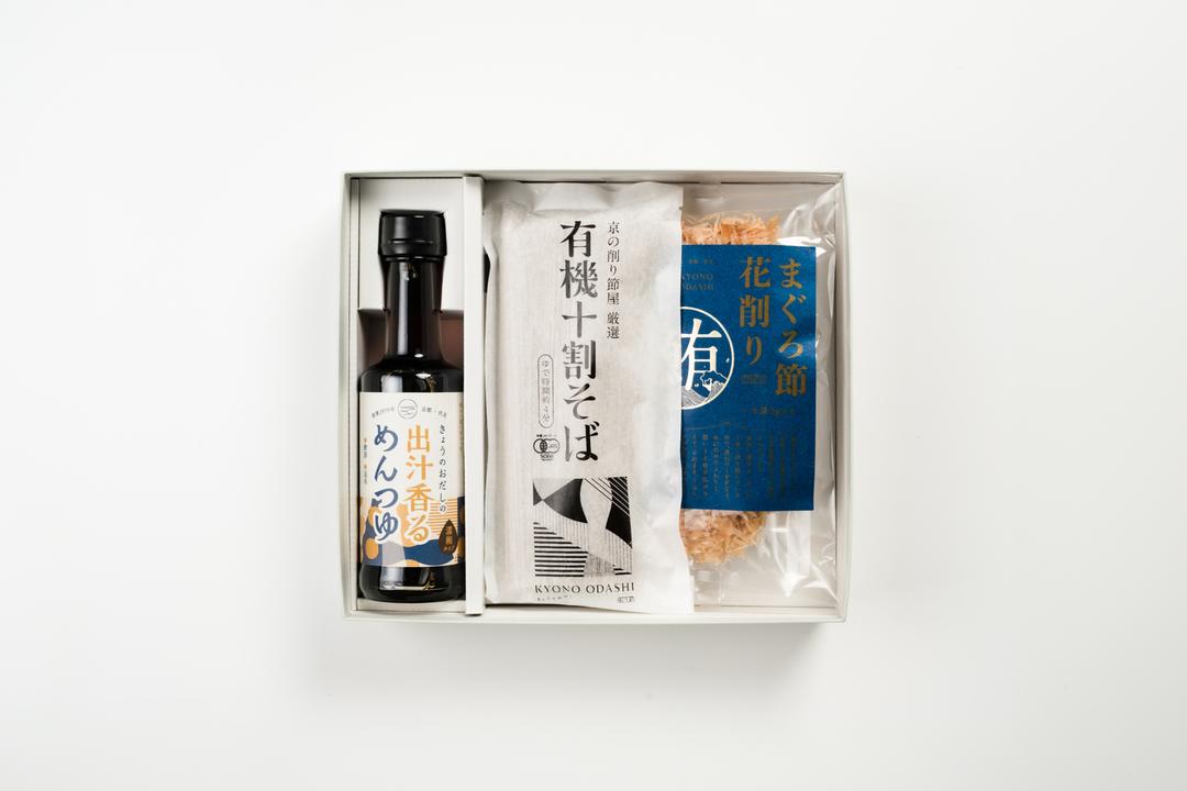 <ギフトセット>出汁香るめんつゆ 有機十割そば まぐろ節の商品画像f26633da-636d-4c00-a77d-4495a714068a